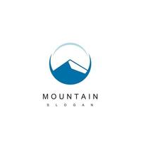 vettore di progettazione del logo di montagna