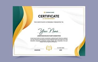 verde e oro certificato di realizzazione modello impostato con oro distintivo e confine. per premio, attività commerciale, e formazione scolastica necessità. vettore illustrazione