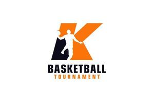 lettera k con logo di basket. elementi del modello di progettazione vettoriale per la squadra sportiva o l'identità aziendale.