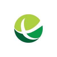 verde cerchio lettera t logo design vettore