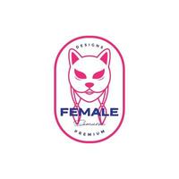 femmina kitsune distintivo logo design vettore
