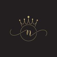 lettera n corona logo design vettore