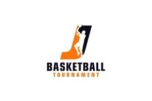 lettera j con logo di basket. elementi del modello di progettazione vettoriale per la squadra sportiva o l'identità aziendale.