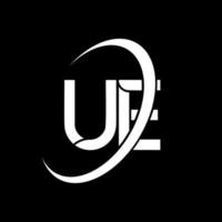 ue logo. u e design. bianca ue lettera. ue lettera logo design. iniziale lettera ue connesso cerchio maiuscolo monogramma logo. vettore