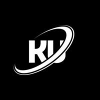 ku K u lettera logo design. iniziale lettera ku connesso cerchio maiuscolo monogramma logo rosso e blu. ku logo, K u design. ku, K u vettore