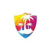 tropicale spiaggia e palma albero logo design. creativo palma albero vettore logo design