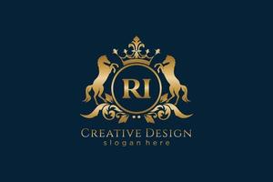 iniziale RI retrò d'oro cresta con cerchio e Due cavalli, distintivo modello con pergamene e reale corona - Perfetto per lussuoso il branding progetti vettore