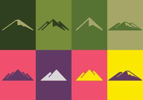 Set di logo di montagna vettore