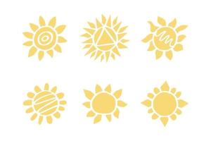 insieme di elementi di doodle sun.design. illustrazione vettoriale. vettore