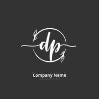 d p dp iniziale grafia e firma logo design con cerchio. bellissimo design manoscritto logo per moda, squadra, nozze, lusso logo. vettore