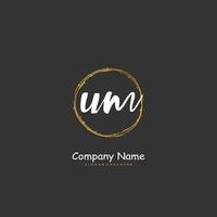 u m um iniziale grafia e firma logo design con cerchio. bellissimo design manoscritto logo per moda, squadra, nozze, lusso logo. vettore