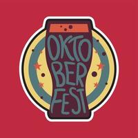 distintivo di lettering oktoberfest vettore