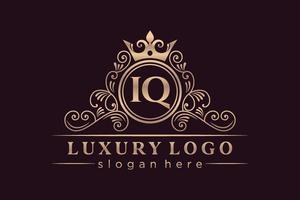 iq iniziale lettera oro calligrafico femminile floreale mano disegnato araldico monogramma antico Vintage ▾ stile lusso logo design premio vettore