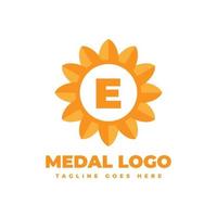 lettera e fiore medaglia vettore logo design elemento