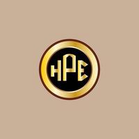 creativo hpe lettera logo design con d'oro cerchio vettore