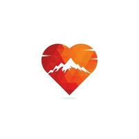 montagna cuore forma concetto logo modello vettore illustratore.