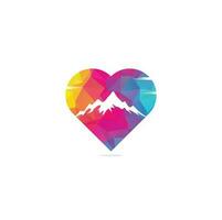 montagna cuore forma concetto logo modello vettore illustratore.