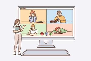 in linea formazione scolastica e classe concetto. giovane sorridente donna insegnante in piedi spiegando lezione per stanco bambini su il computer portatile schermi in linea vettore illustrazione