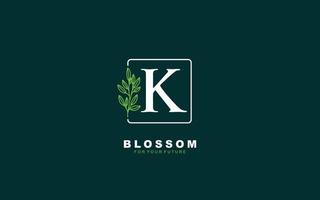 K logo floreale vettore per identità azienda. iniziale lettera natura modello vettore illustrazione per il tuo marca.