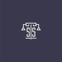 ss iniziale monogramma per studio legale logo con bilancia vettore Immagine