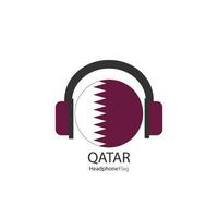 Qatar cuffie bandiera vettore su bianca sfondo.