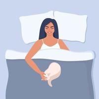 giovane donna è dire bugie nel letto con un' gatto, sorridente e accarezzando lui. personaggio nel Camera da letto riposa a notte. ragazza addormentato con gatto. comfort e intimità. vettore illustrazione.