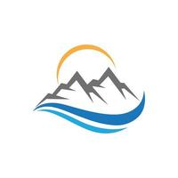 logo icona di montagna vettore