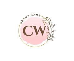 iniziale cw femminile logo. utilizzabile per natura, salone, terme, cosmetico e bellezza loghi. piatto vettore logo design modello elemento.