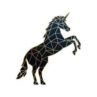 poligonale d'oro unicorno emblema. magico unicorno in piedi su posteriore zoccoli. vettore illustrazione.