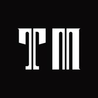 tm logo monogramma con mezzo fetta design modello vettore