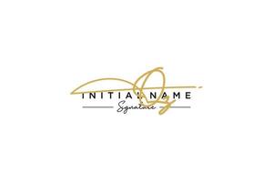 iniziale qz firma logo modello vettore. mano disegnato calligrafia lettering vettore illustrazione.