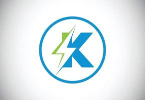 iniziale K lettera logo design con illuminazione tuono bullone. elettrico bullone lettera logo vettore