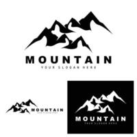 design del logo di montagna, luogo vettoriale per escursionisti amanti della natura