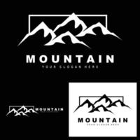 design del logo di montagna, luogo vettoriale per escursionisti amanti della natura