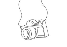 una linea di design della fotocamera. vettore digitale della fotocamera reflex digitale con linea continua singola che disegna stile lineare minimalista. concetto di attrezzatura fotografica isolato su sfondo bianco illustrazione vettoriale