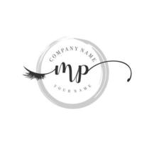 iniziale mp logo grafia bellezza salone moda moderno lusso monogramma vettore