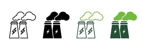 energia stazione linea e silhouette icona colore impostare. elettricità energia pittogramma. fabbrica industria edificio con Fumo simbolo collezione su bianca sfondo. energia pianta. isolato vettore illustrazione.