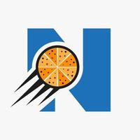 iniziale lettera n ristorante bar logo con Pizza concetto vettore modello