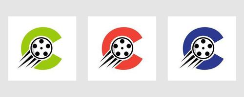 lettera c film logo concetto con film bobina per media cartello, film direttore simbolo vettore