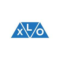 lxo astratto iniziale logo design su bianca sfondo. lxo creativo iniziali lettera logo concetto. vettore