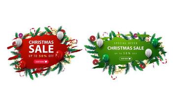 raccolta di banner web sconti natalizi con forme astratte sfilacciate decorate con rami di albero di natale, caramelle e ghirlande. vettore