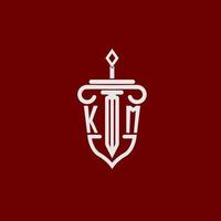 km iniziale logo monogramma design per legale avvocato vettore Immagine con spada e scudo