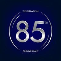 85 ° anniversario. Ottanta cinque anni compleanno celebrazione bandiera nel argento colore. circolare logo con elegante numero design. vettore