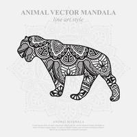 mandala tigre. elementi decorativi vintage. modello orientale, illustrazione vettoriale. vettore