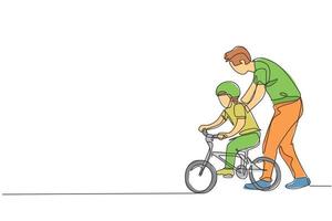 singolo disegno a linea continua di ragazzini che imparano ad andare in bicicletta con il padre al parco all'aperto. lezione di genitorialità. concetto di tempo familiare. illustrazione vettoriale grafica di design alla moda di una linea di disegno