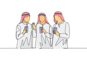 un unico disegno a tratteggio di giovani ragazze muslimah che camminano insieme ad amici con in mano un bicchiere di caffè di carta. arabo medio oriente femminile hijab di stoffa e velo. illustrazione di disegno di disegno di linea continua vettore