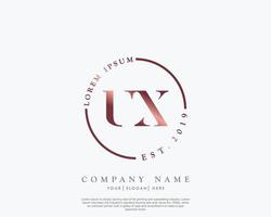 iniziale lettera UX femminile logo bellezza monogramma e elegante logo disegno, grafia logo di iniziale firma, nozze, moda, floreale e botanico con creativo modello vettore