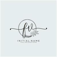 iniziale fv femminile logo collezioni modello. grafia logo di iniziale firma, nozze, moda, gioielliere, boutique, floreale e botanico con creativo modello per qualunque azienda o attività commerciale. vettore