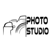 logo Vektor untuk fotografo, modello desain logo fotografi. lencana Vektor retrò. studio Foto vettore