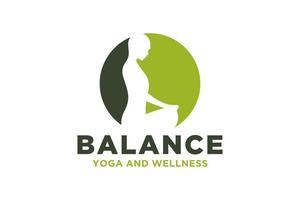 vettore o iniziale logo con yoga design concetto.